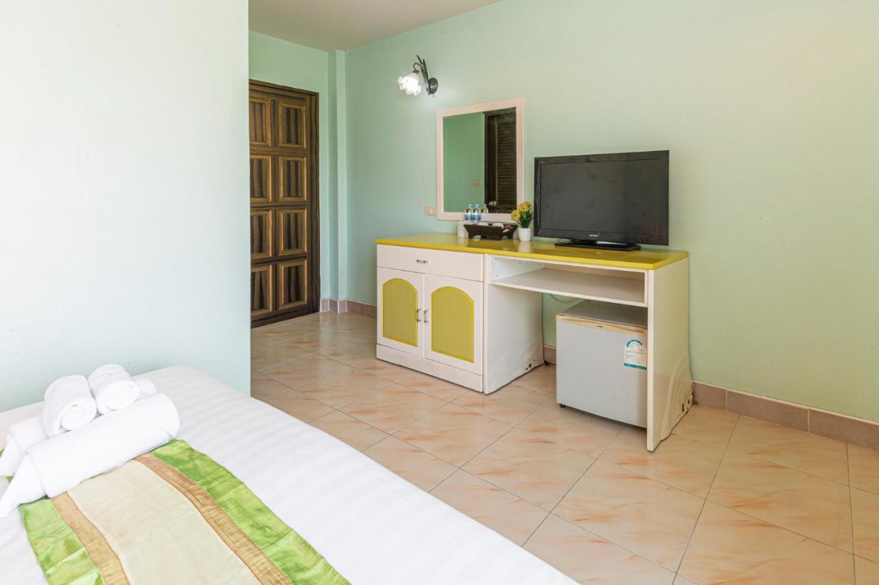 Add Plus Hotel&Spa Patong Extérieur photo
